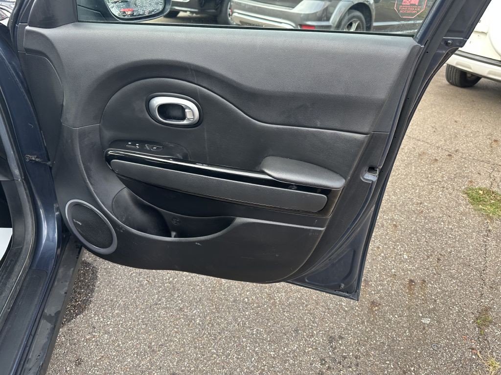 2015 Kia Soul Image 24