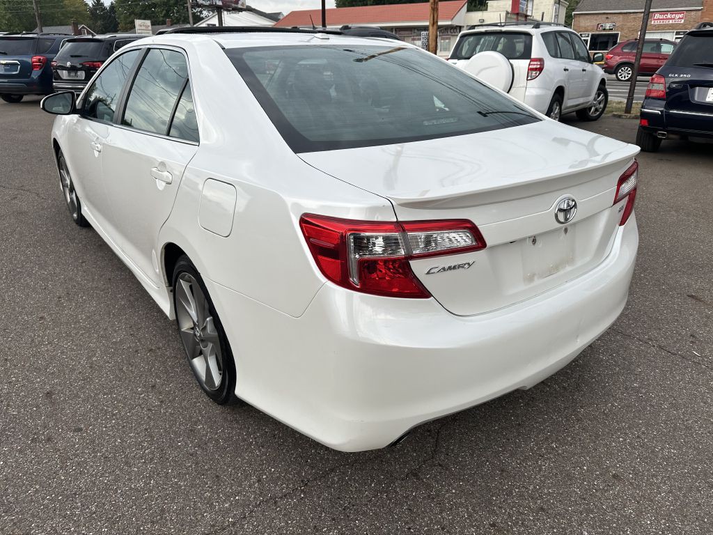2014 Toyota Camry Image 4