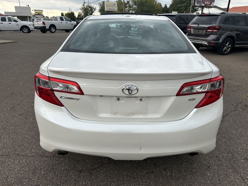 2014 Toyota Camry Image 6
