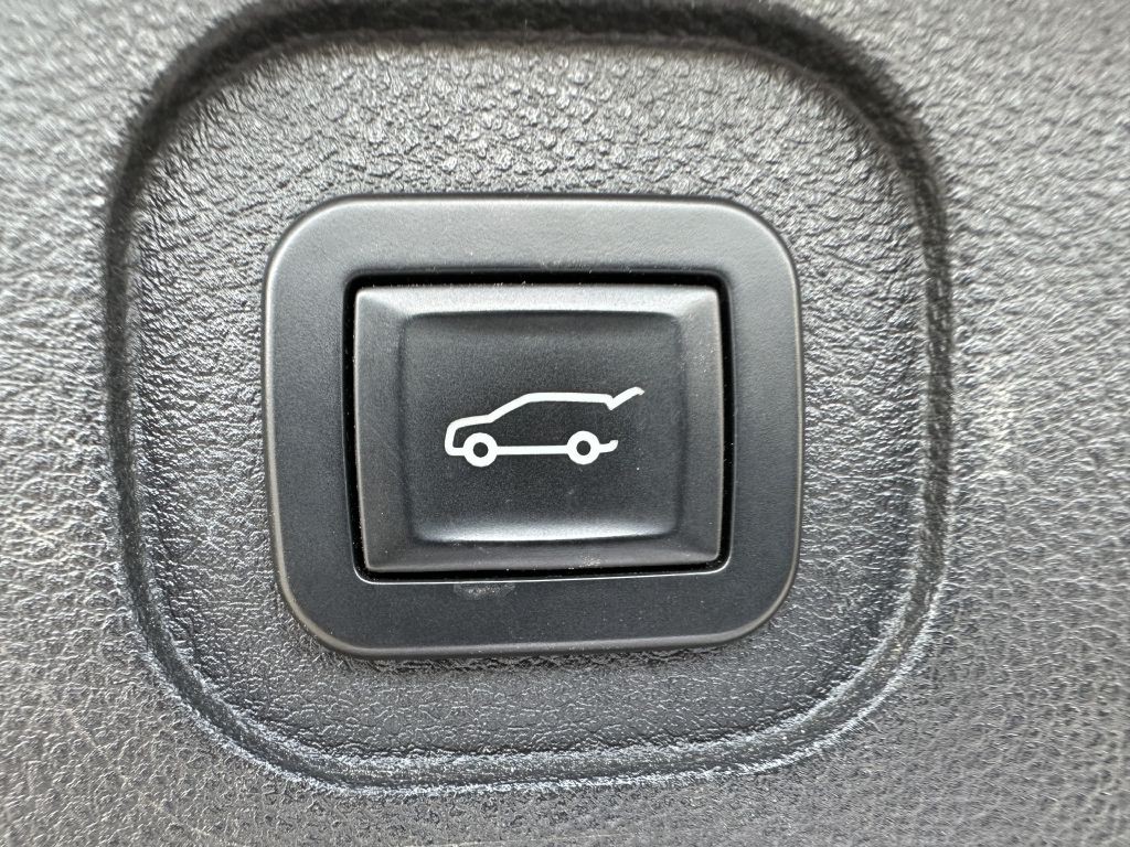 2016 Chevrolet Equinox Image 16