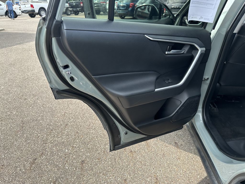 2020 Toyota Rav4 Image 25