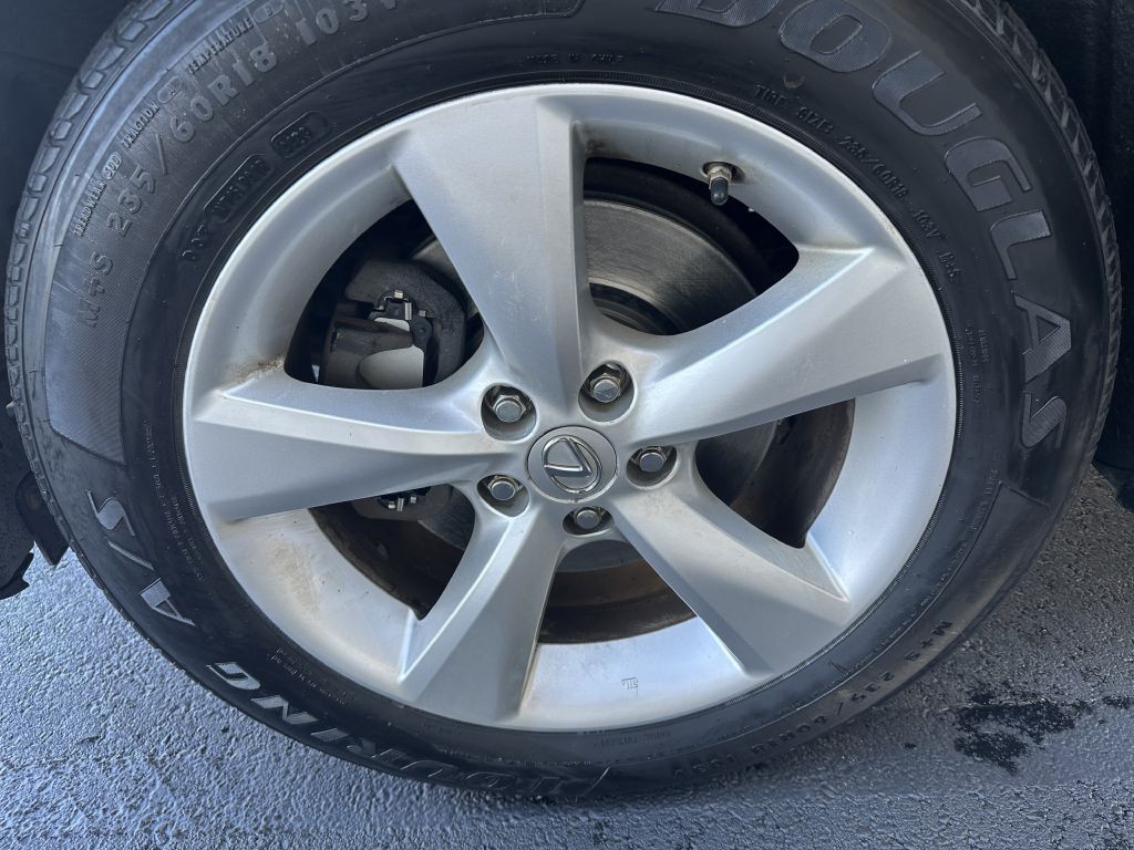 2010 Lexus RX Image 23