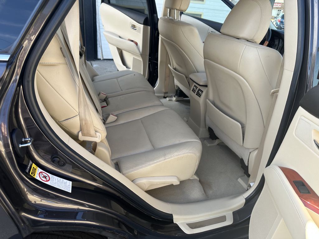 2010 Lexus RX Image 28