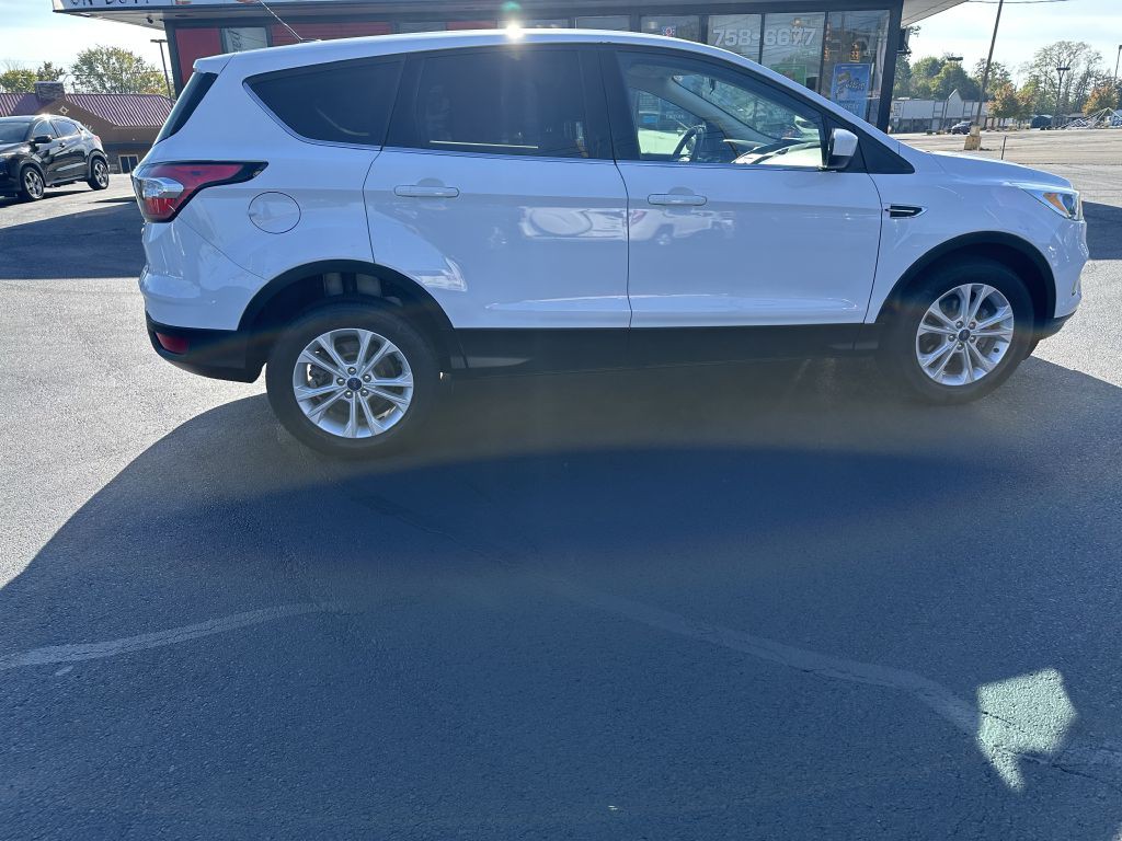 2017 Ford Escape Image 8