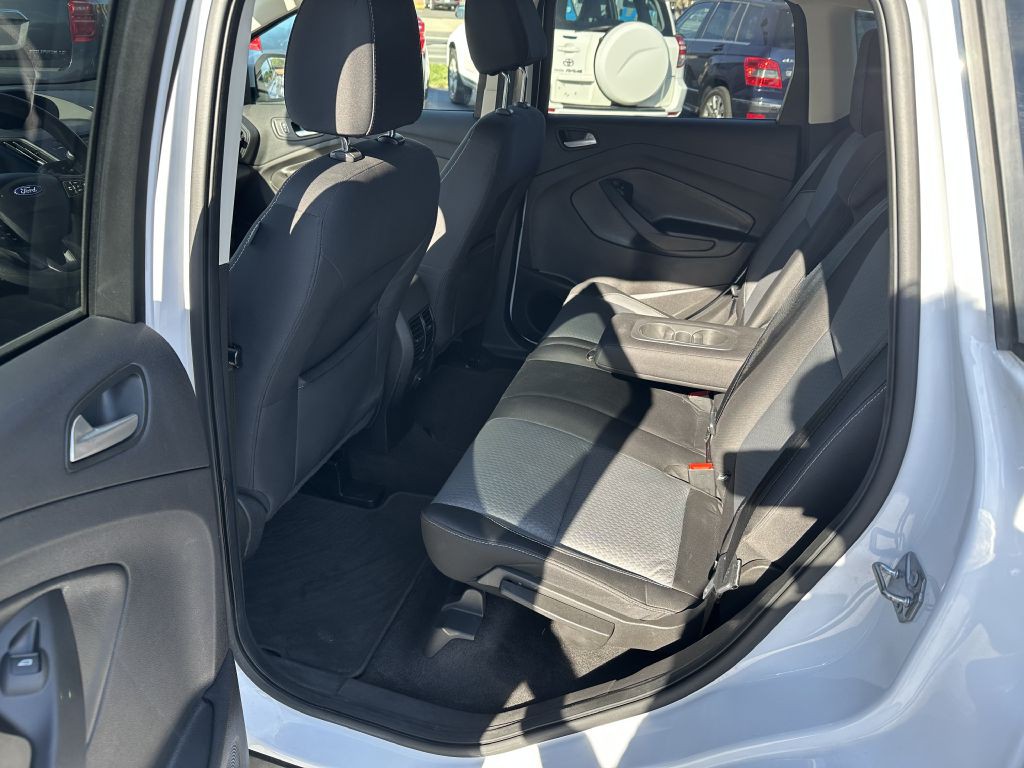 2017 Ford Escape Image 13