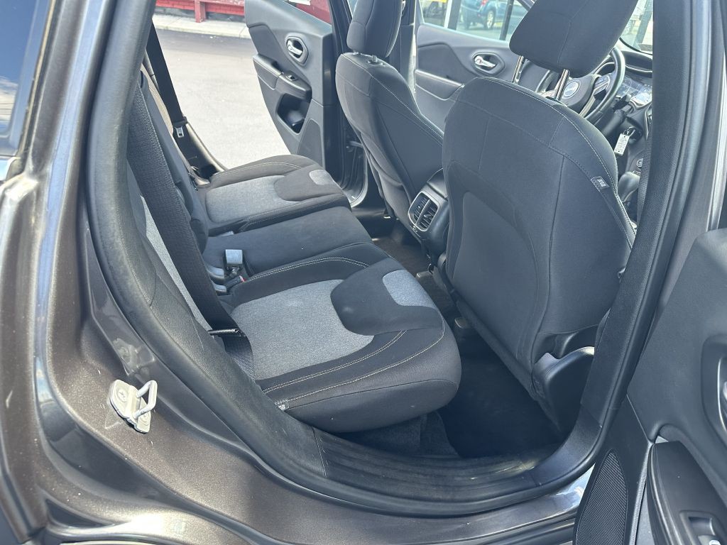 2014 Jeep Cherokee Image 26