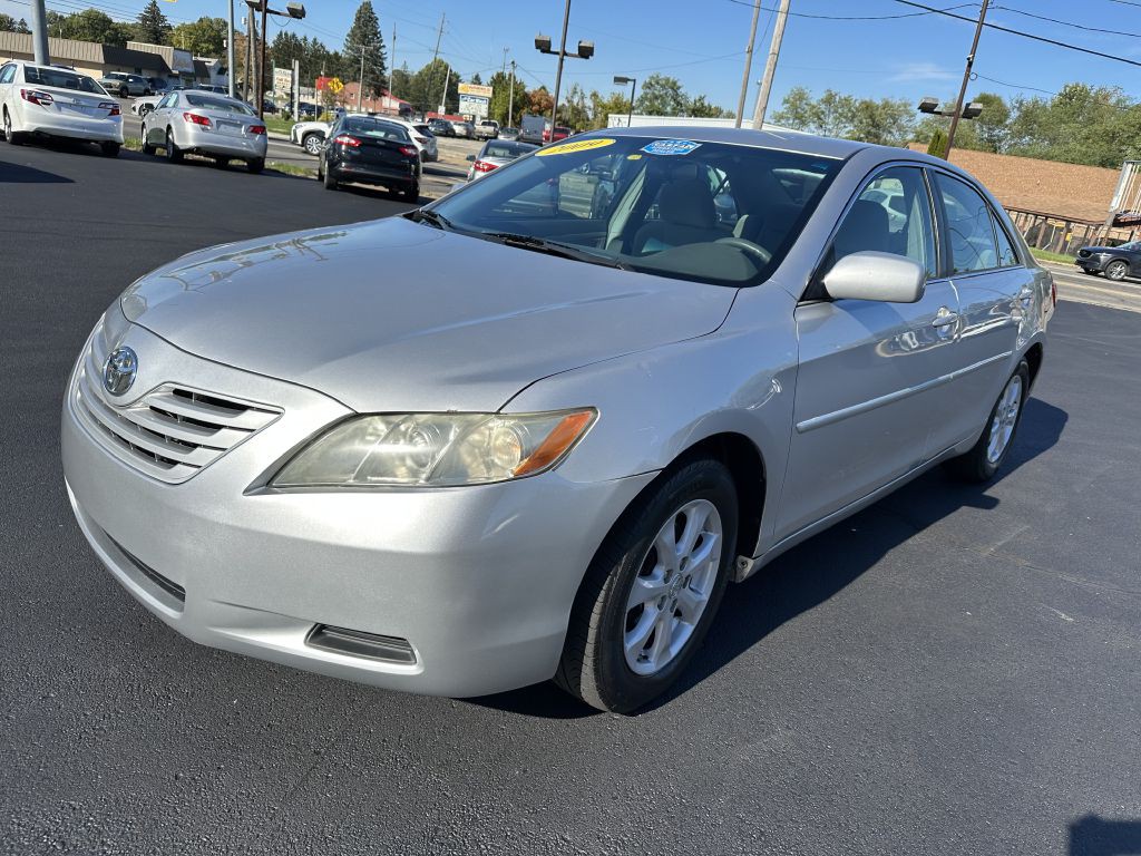 2009 Toyota Camry Image 2