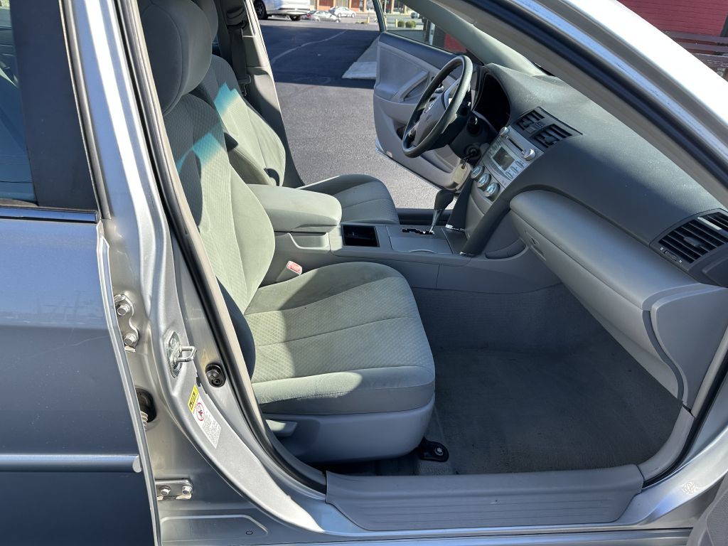 2009 Toyota Camry Image 21