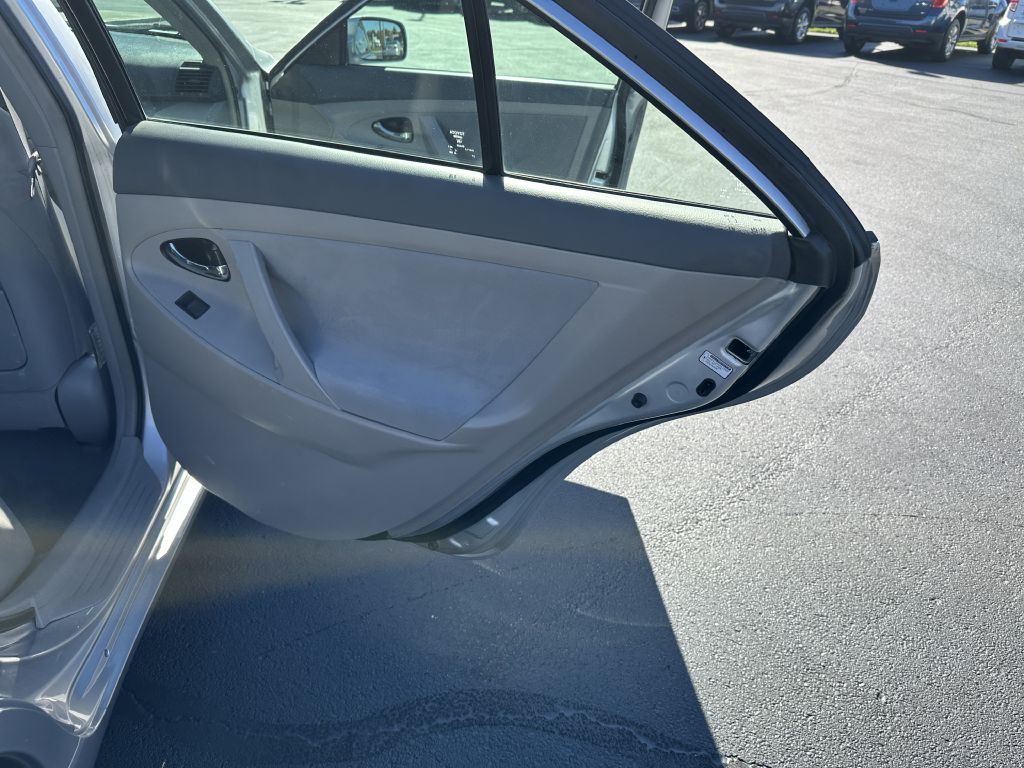 2009 Toyota Camry Image 24