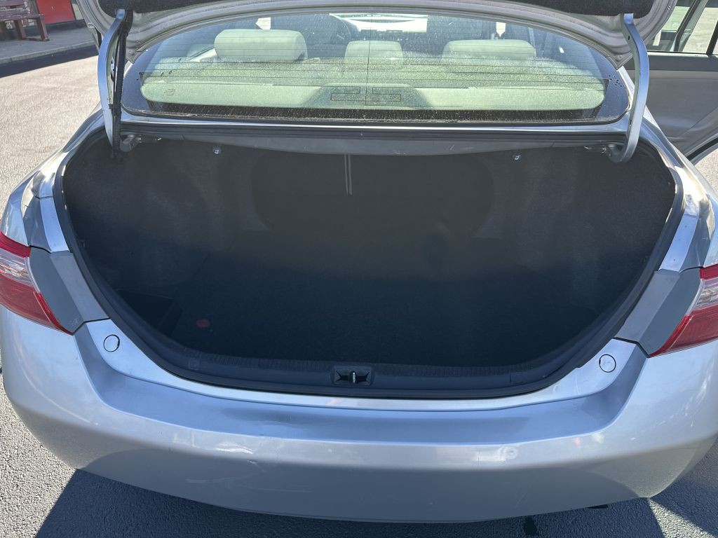 2009 Toyota Camry Image 25