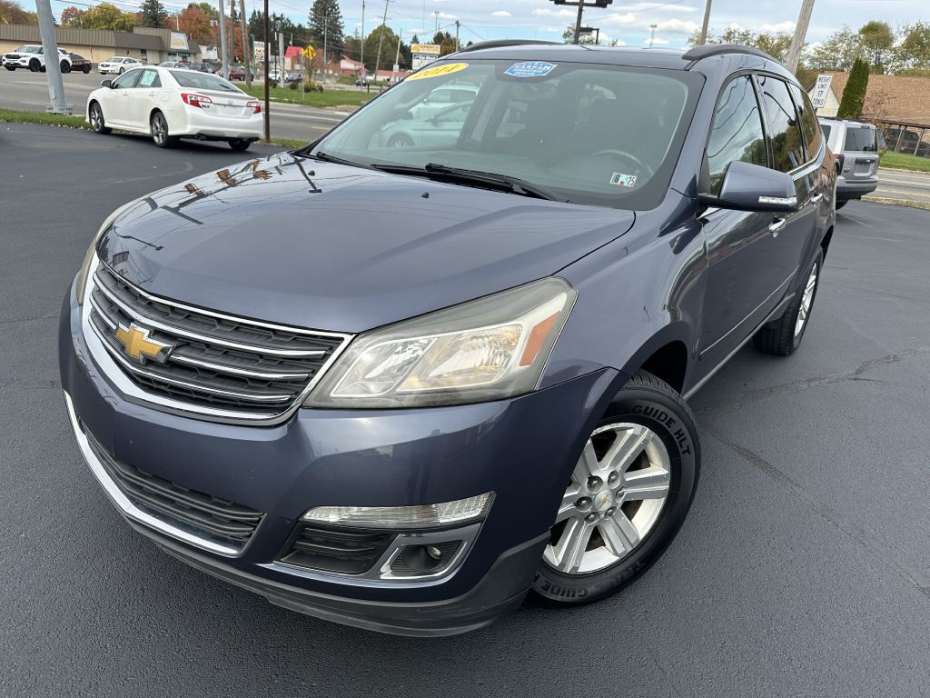 2014 Chevrolet Traverse Image 2