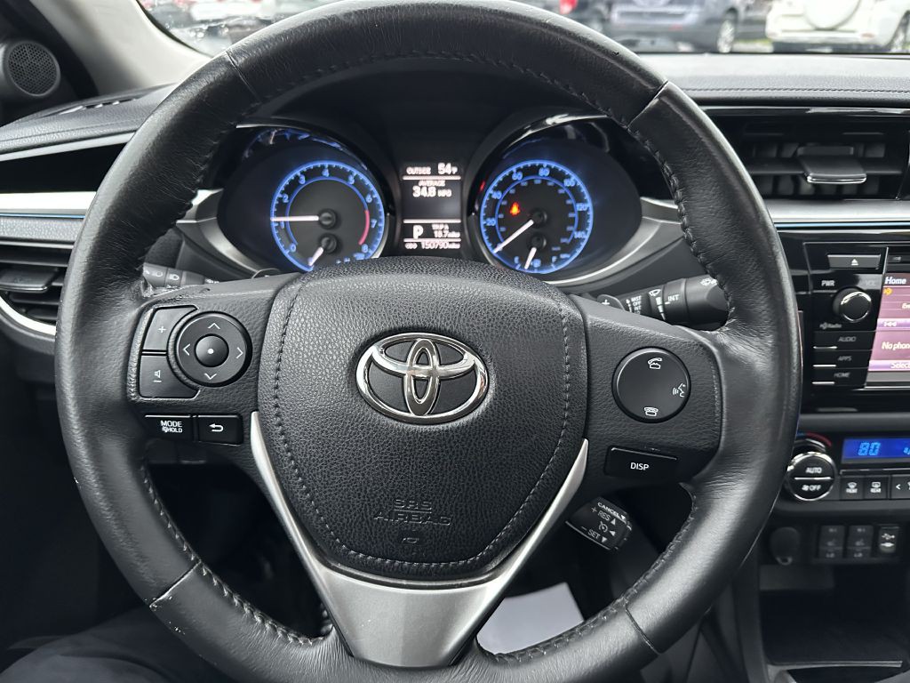 2015 Toyota Corolla Image 10