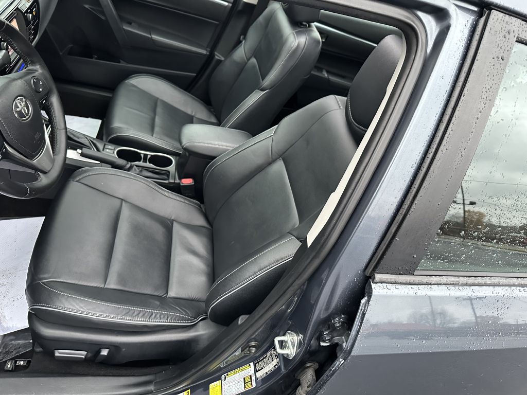 2015 Toyota Corolla Image 15