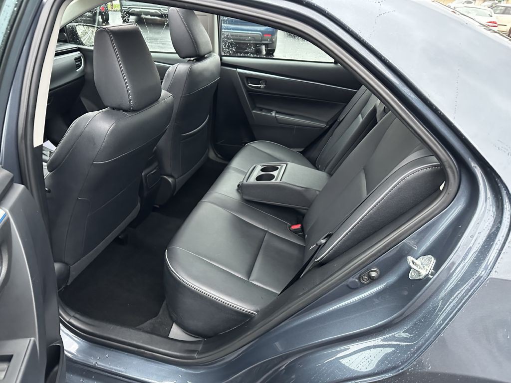 2015 Toyota Corolla Image 16