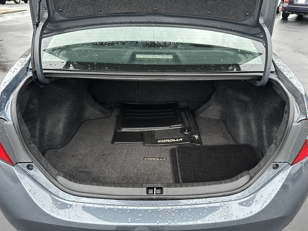 2015 Toyota Corolla Image 23