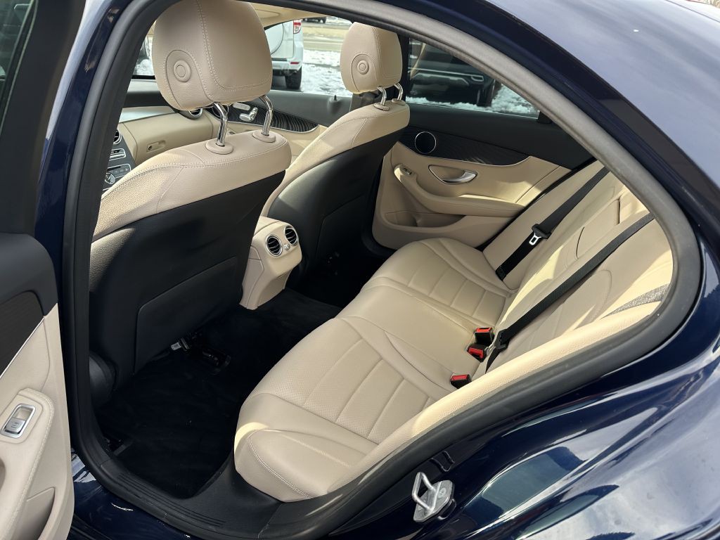 2017 Mercedes-Benz C-Class Image 13