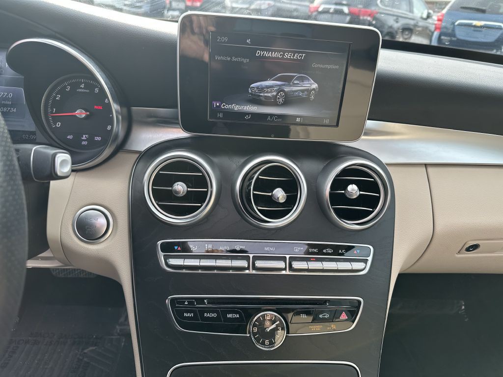 2017 Mercedes-Benz C-Class Image 17