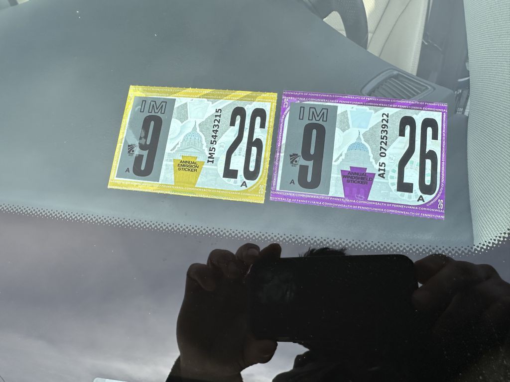 2017 Mercedes-Benz C-Class Image 24