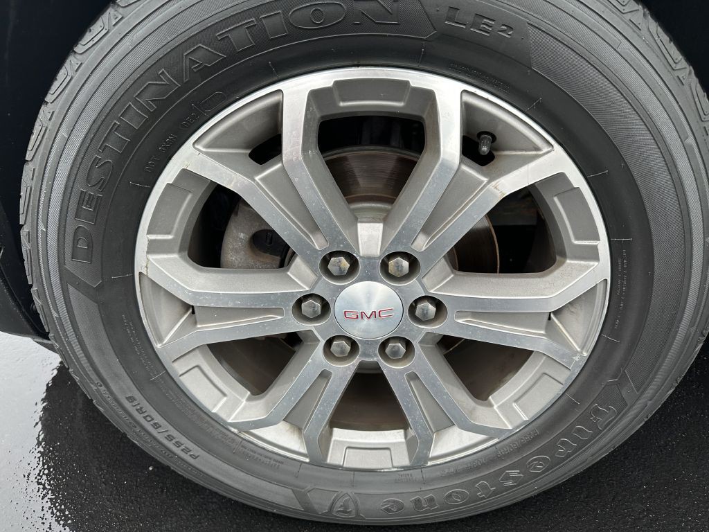 2014 GMC Acadia Image 24