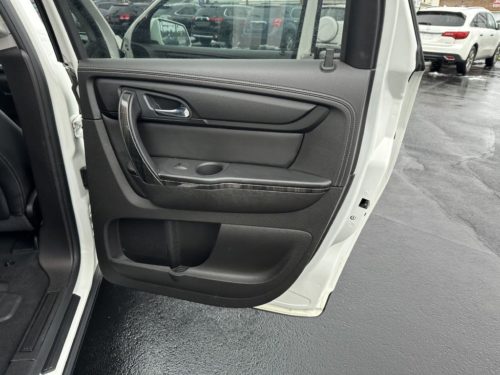 2014 GMC Acadia Image 30