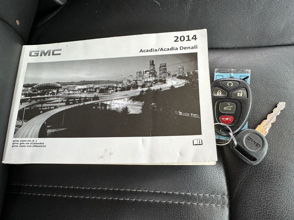 2014 GMC Acadia Image 31