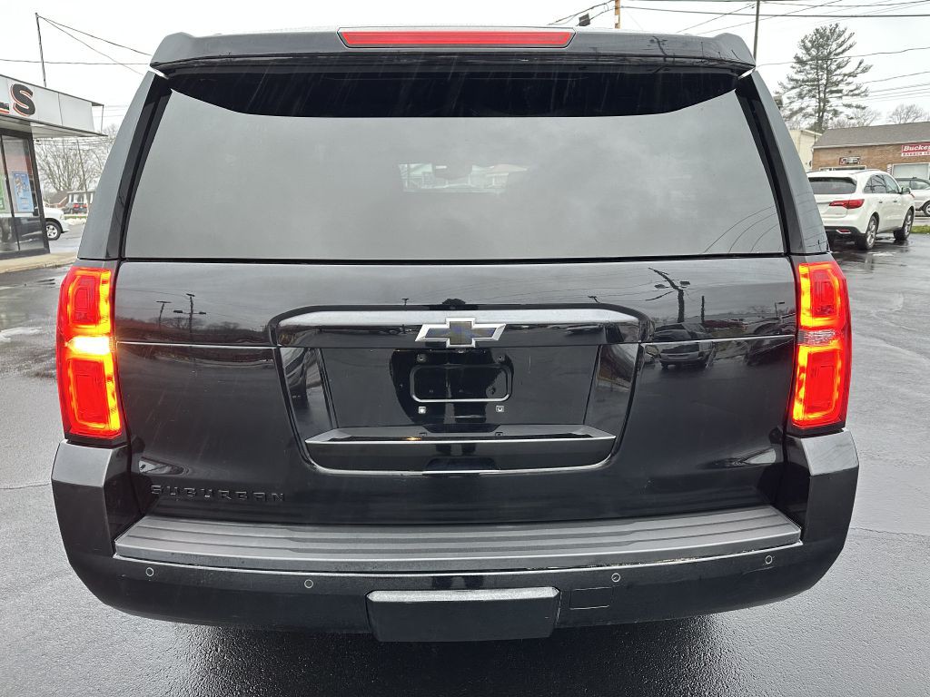 2018 Chevrolet Suburban Image 6
