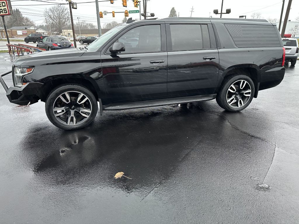 2018 Chevrolet Suburban Image 7