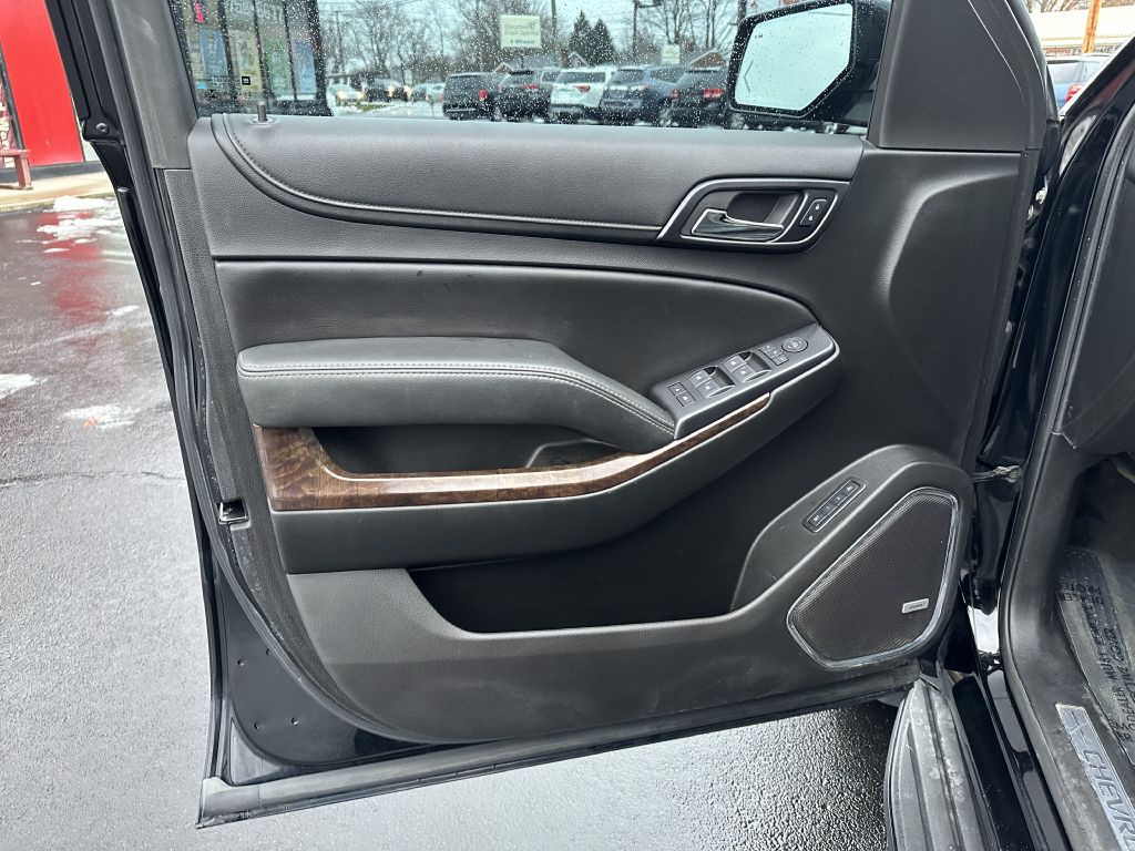 2018 Chevrolet Suburban Image 23