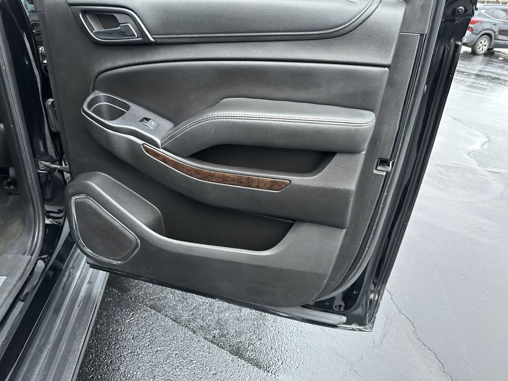 2018 Chevrolet Suburban Image 32