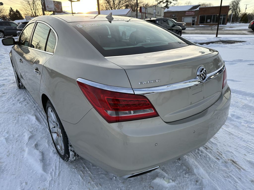 2014 Buick Lacrosse Image 4