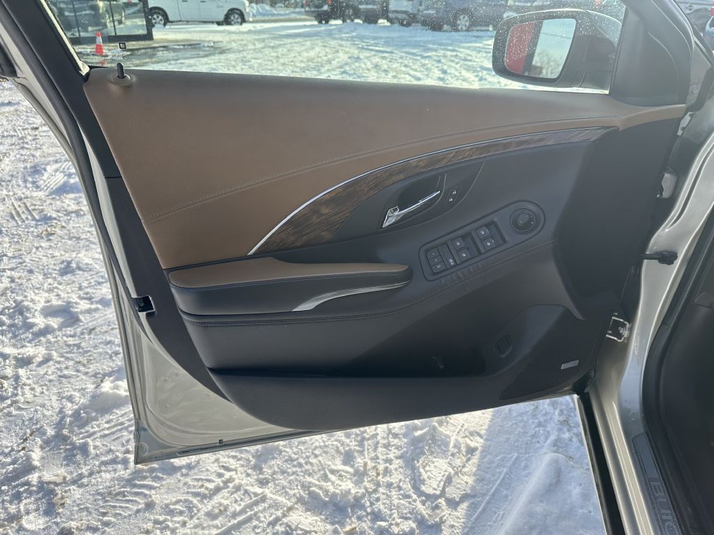 2014 Buick Lacrosse Image 20