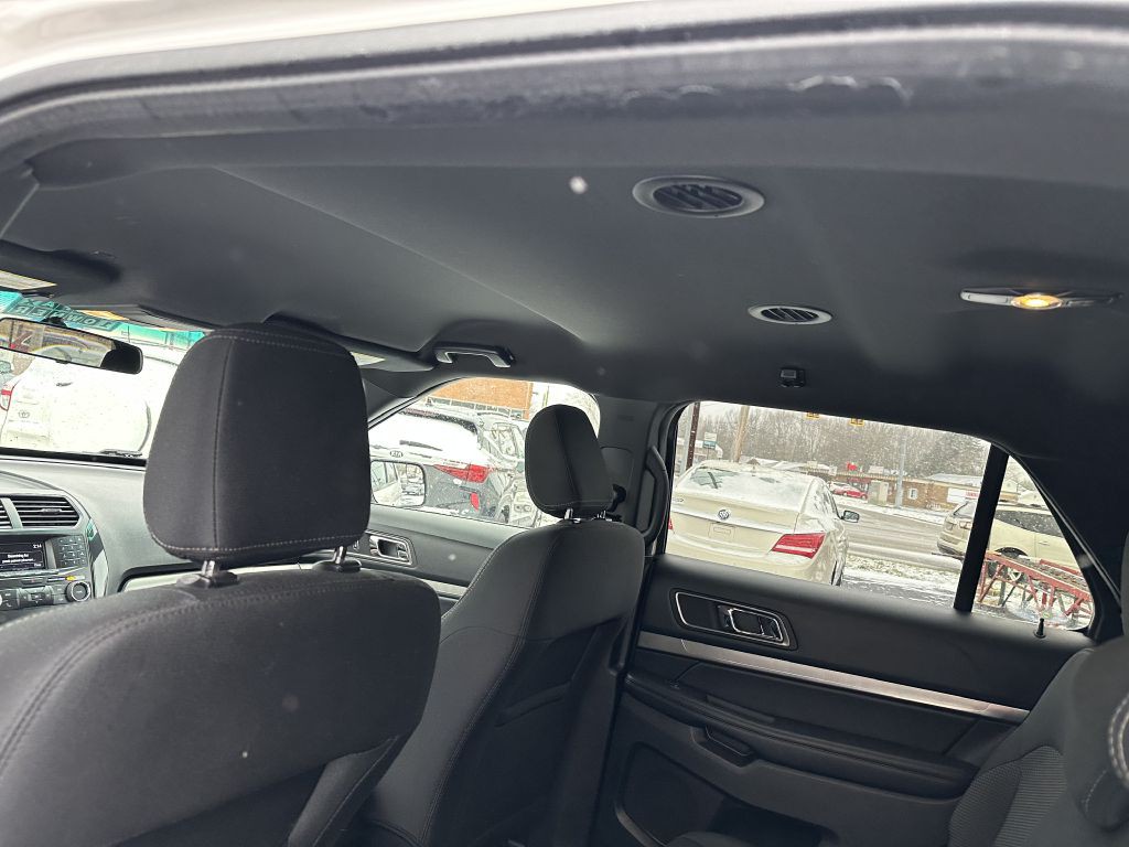 2018 Ford Explorer Image 17