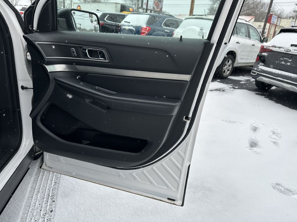 2018 Ford Explorer Image 27
