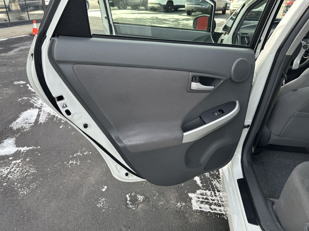 2011 Toyota Prius Image 18