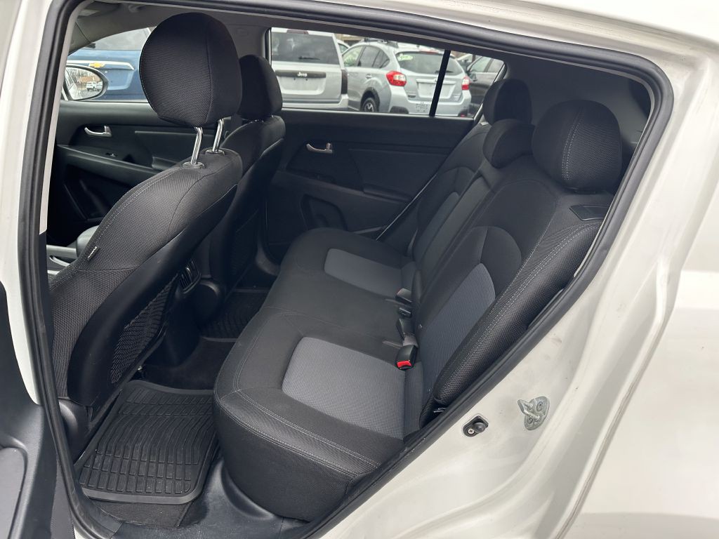 2015 Kia Sportage Image 12