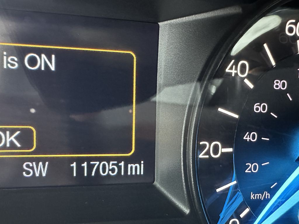 2017 Ford Explorer Image 9