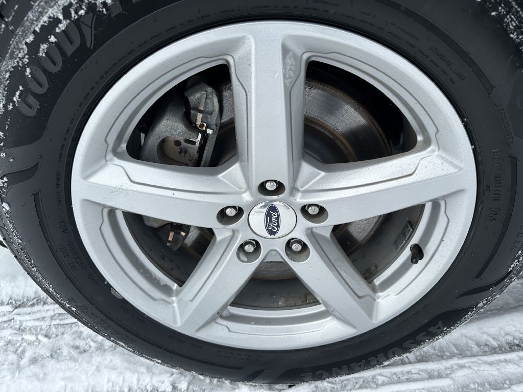 2017 Ford Explorer Image 24