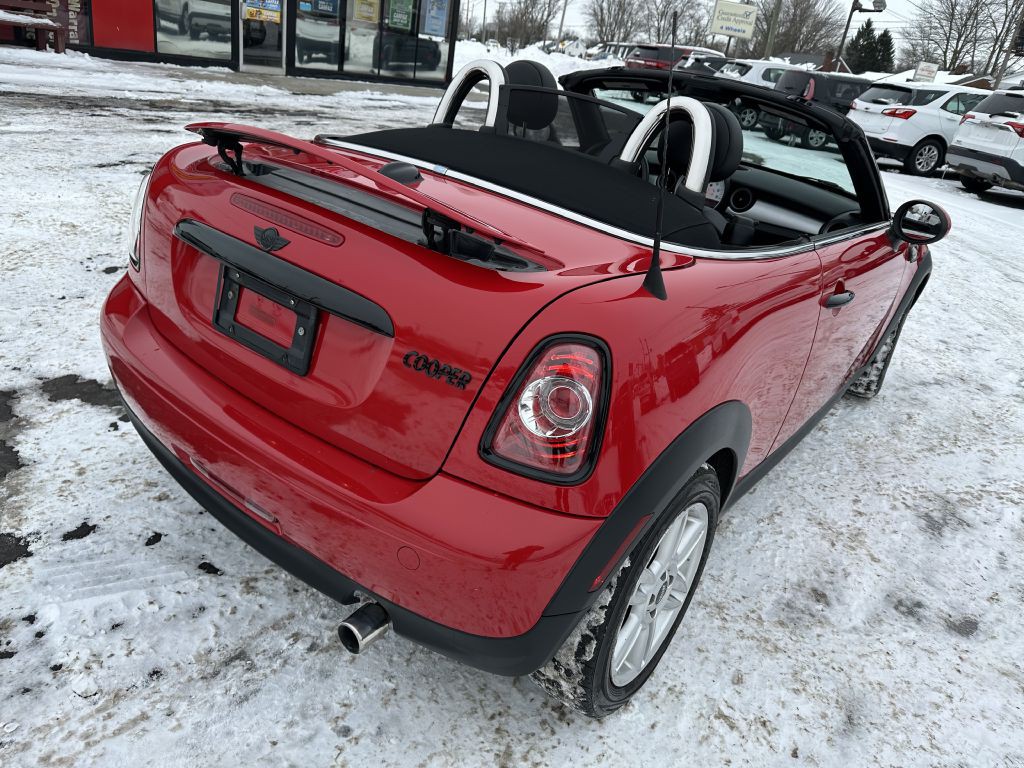 2013 MINI Cooper Image 5