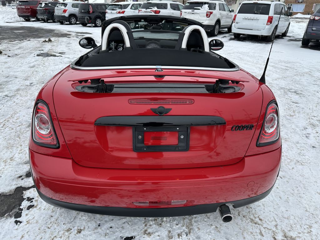 2013 MINI Cooper Image 6