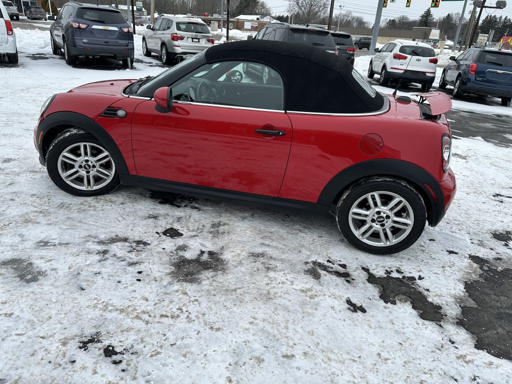 2013 MINI Cooper Image 24