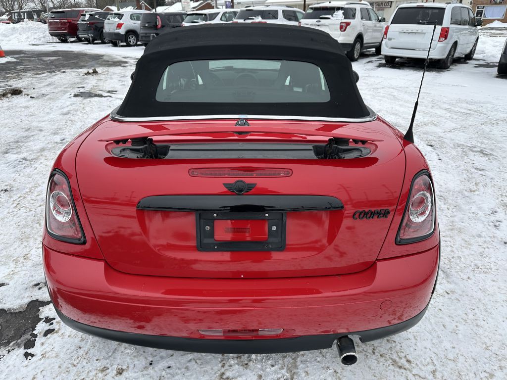 2013 MINI Cooper Image 25