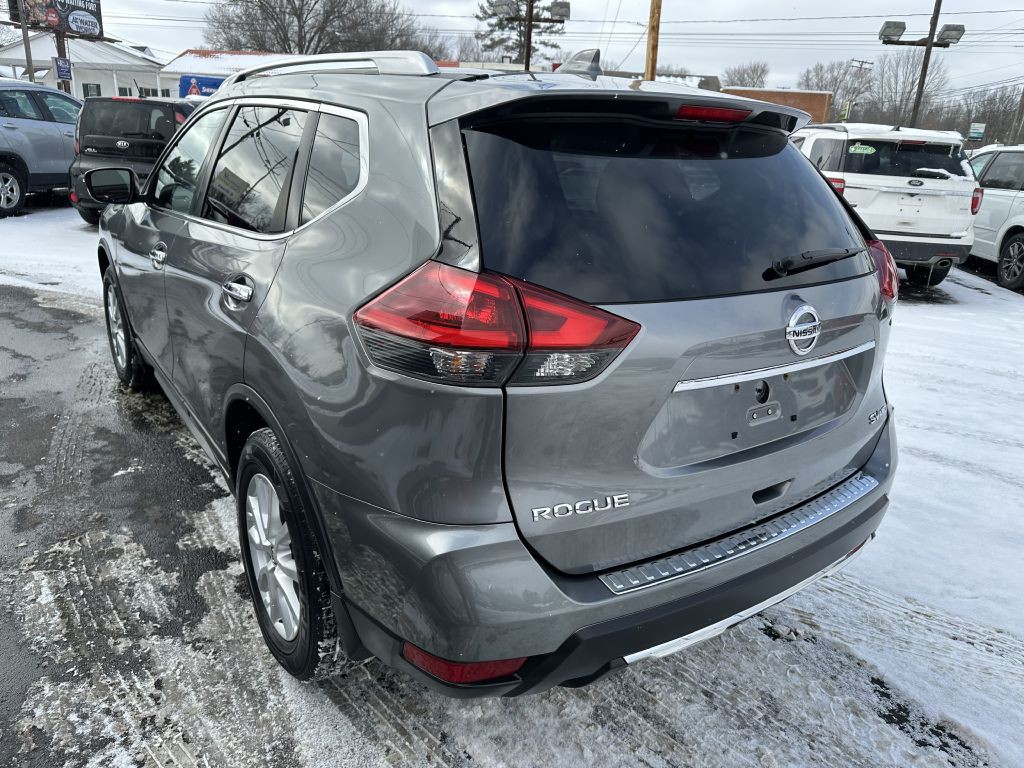 2018 Nissan Rogue Image 4