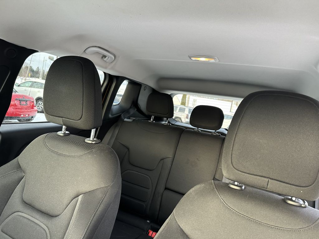 2018 Jeep Renegade Image 17