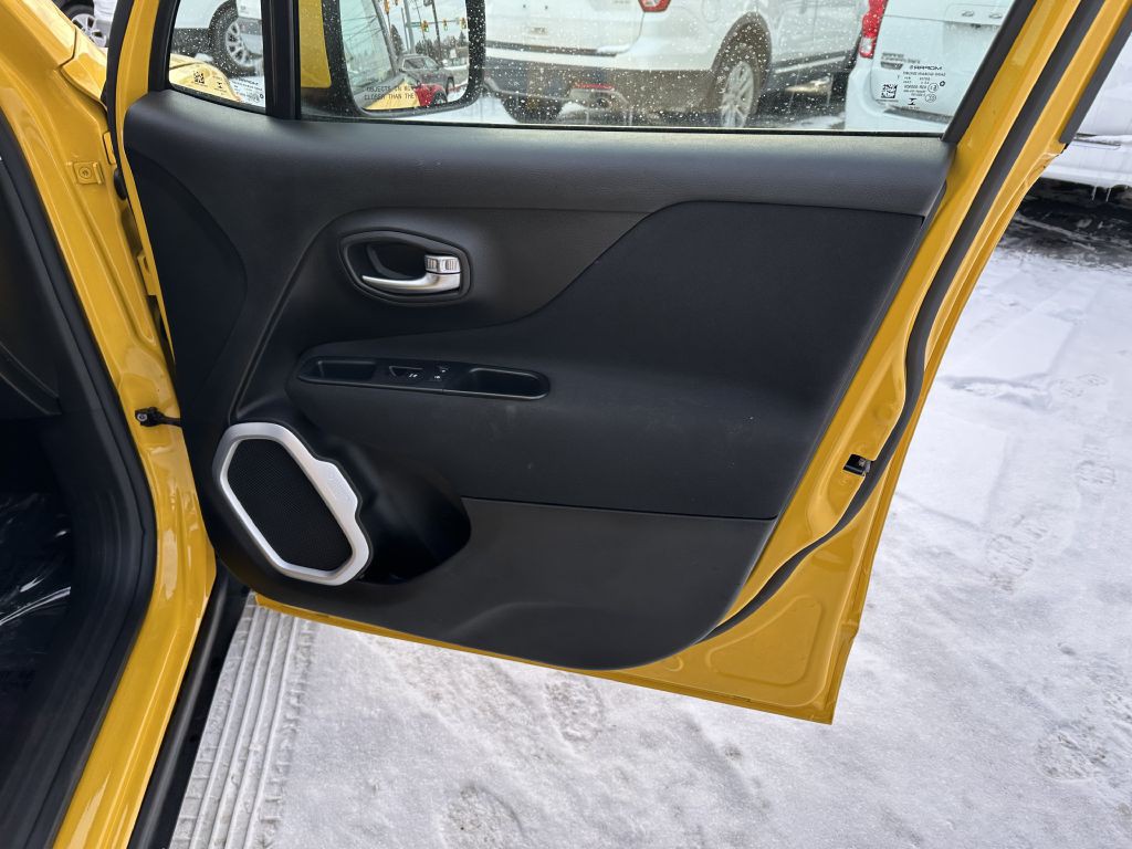 2018 Jeep Renegade Image 29