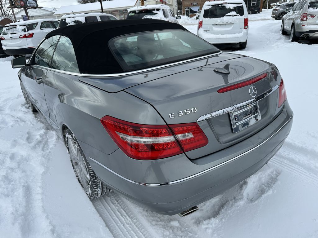 2013 Mercedes-Benz E-Class Image 9