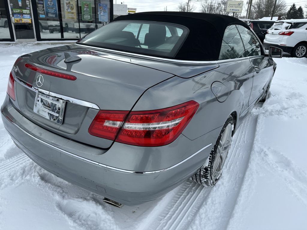 2013 Mercedes-Benz E-Class Image 10