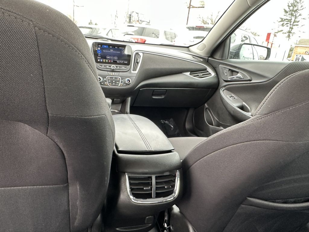 2023 Chevrolet Malibu Image 16