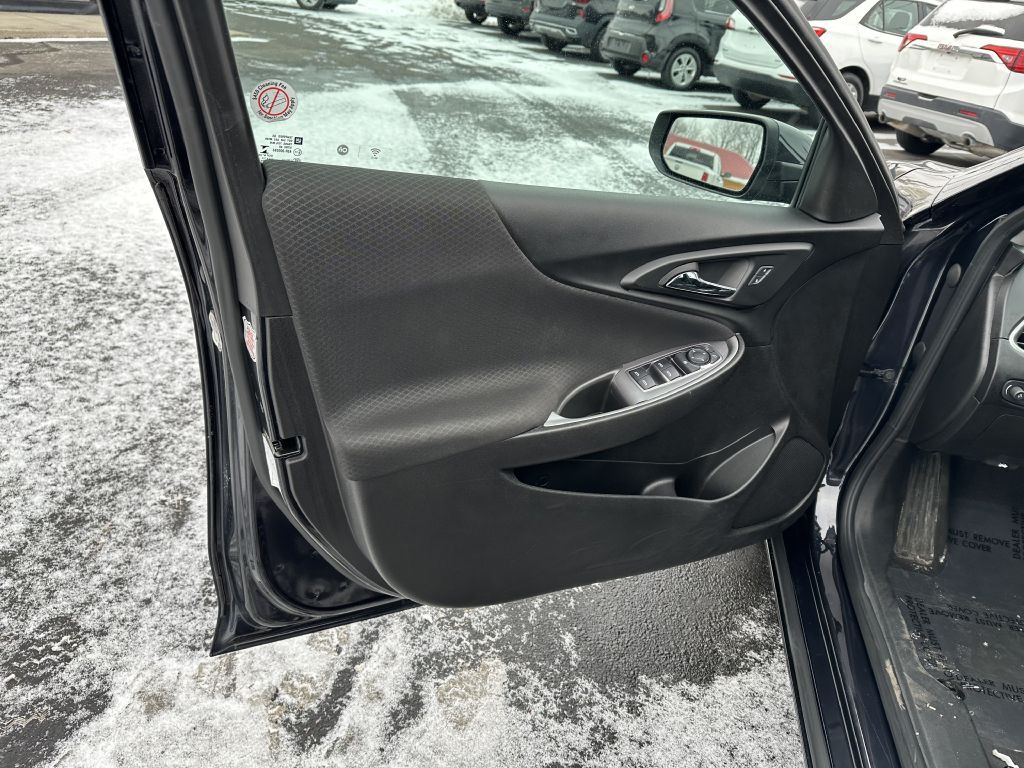 2023 Chevrolet Malibu Image 20