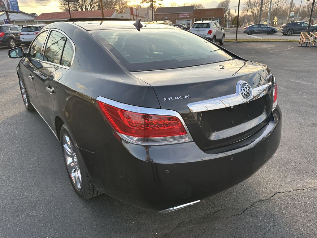 2012 Buick Lacrosse Image 4