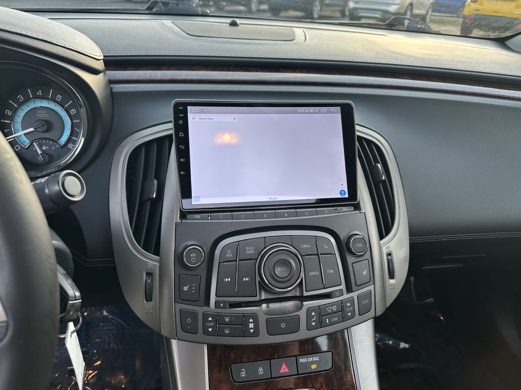 2012 Buick Lacrosse Image 16